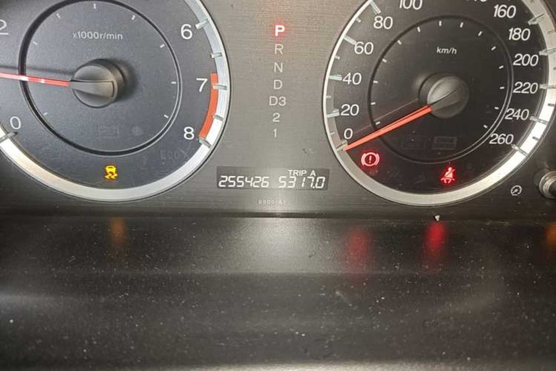 Used Honda Accord 2011 2.4L LX Odometer Close Up