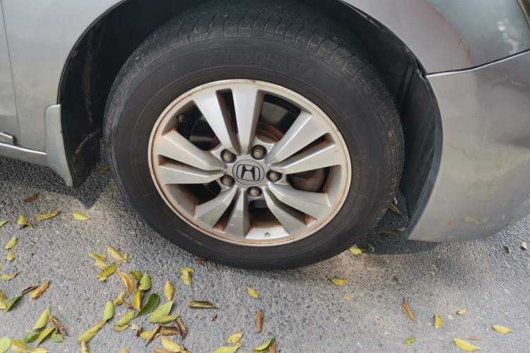 Used Honda Accord 2011 2.0L EX Right Front Wheel Hub