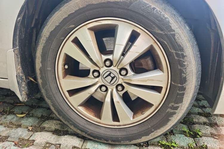 Used Honda Accord 2011 2.0L EX Right Front Wheel Hub