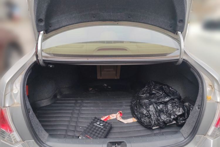 Used Honda Accord 2011 2.4L LX Trunk