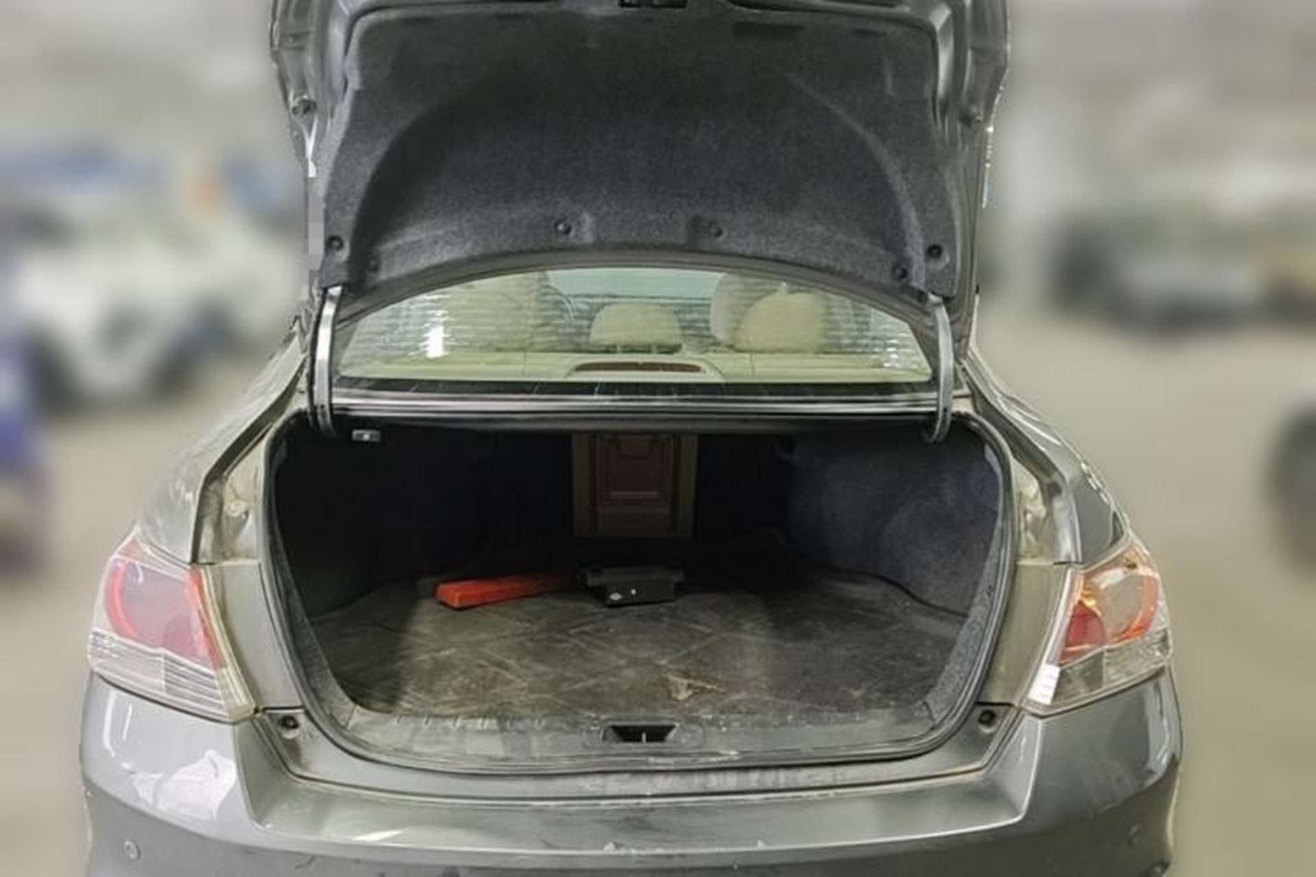 Used Honda Accord 2011 2.4L LX Trunk