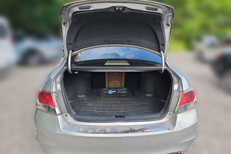 Used Honda Accord 2011 2.0L EX Trunk