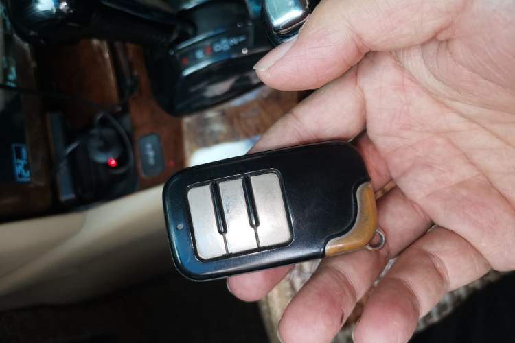 Used Honda Accord 2011 2.0L EX Vehicle Key