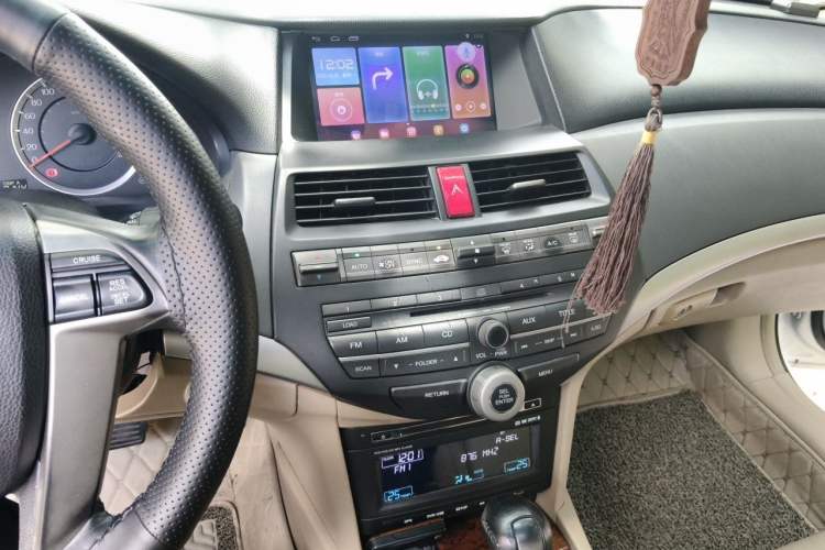 Used Honda Accord 2011 2.0L EX Audio And AC Panel
