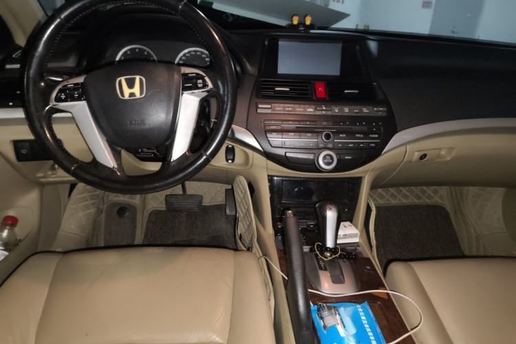 Used Honda Accord 2011 2.4L EX Center Console