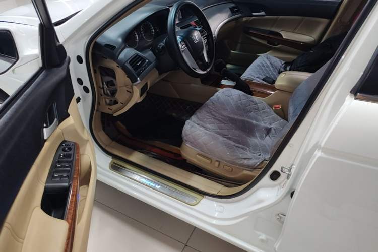 Used Honda Accord 2011 2.0L EX Driver Seat