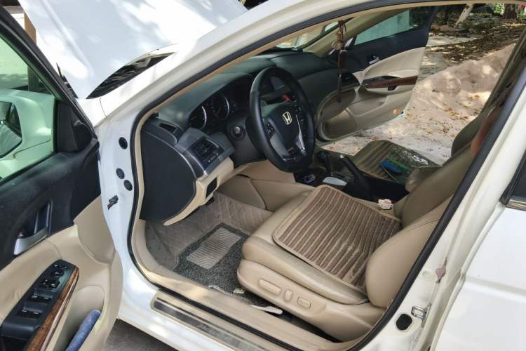 Used Honda Accord 2011 2.0L EX Driver Seat