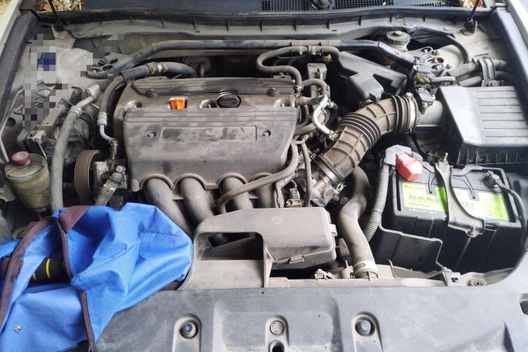 Used Honda Accord 2011 2.4L EX Engine Bay