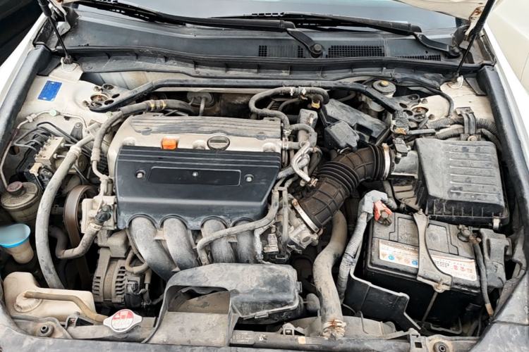 Used Honda Accord 2011 2.4L EX Engine Bay