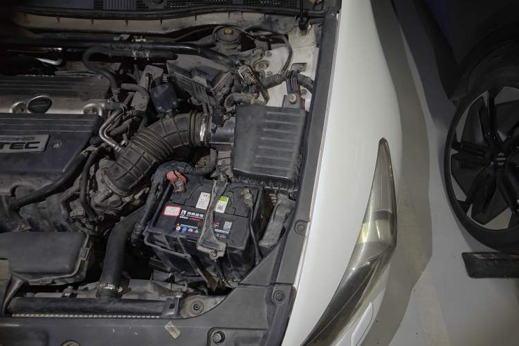 Used Honda Accord 2011 2.4L EX Engine Bay Left