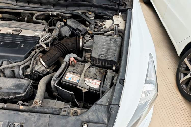 Used Honda Accord 2011 2.4L EX Engine Bay Left