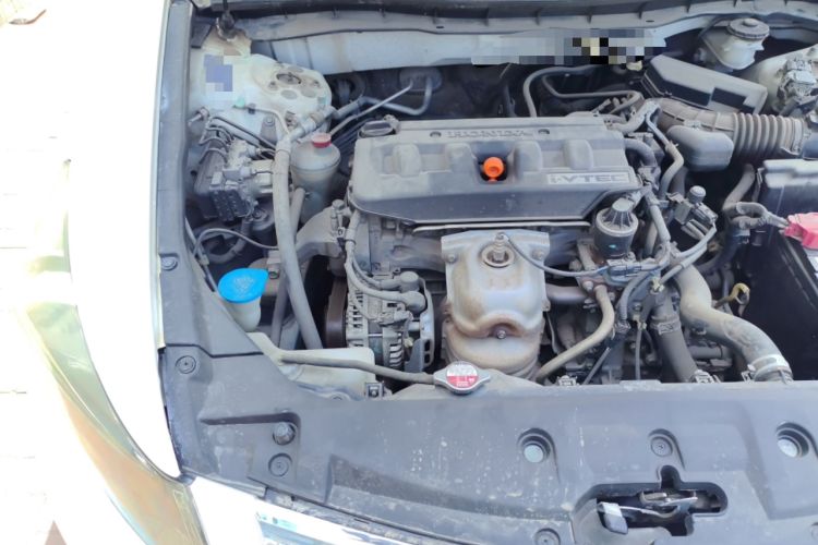 Used Honda Accord 2011 2.0L EX Engine Bay Right