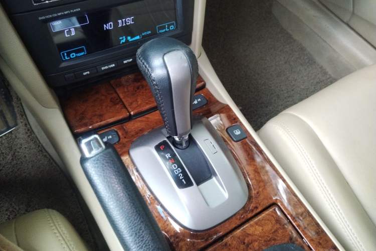 Used Honda Accord 2011 2.4L EX Gear Lever