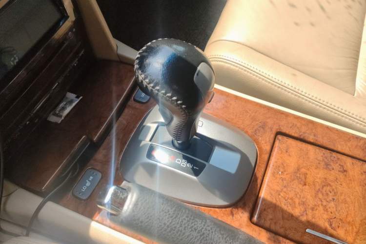 Used Honda Accord 2011 2.4L EX Gear Lever