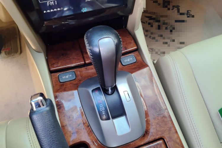 Used Honda Accord 2011 2.0L EX Gear Lever