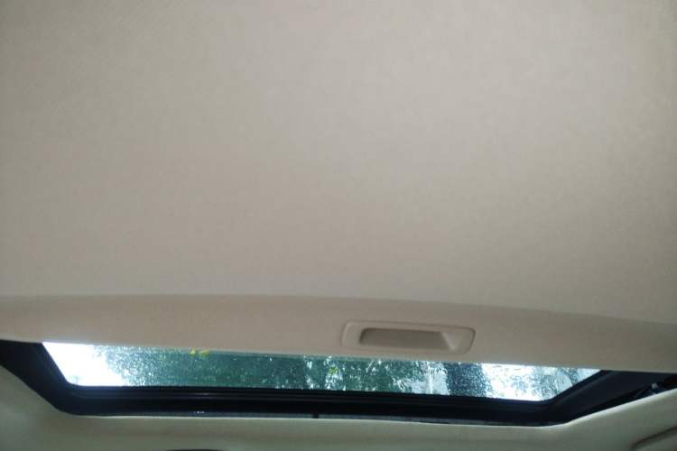 Used Honda Accord 2011 2.4L EX Headliner