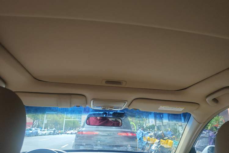 Used Honda Accord 2011 2.4L EX Headliner