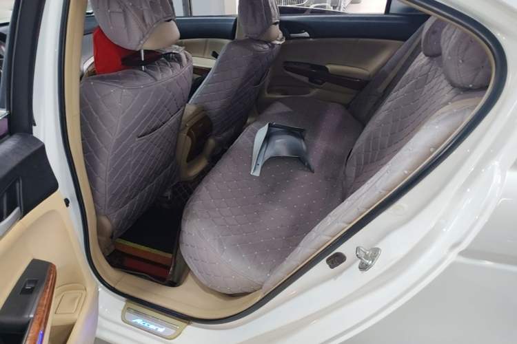 Used Honda Accord 2011 2.0L EX Left Rear Seat