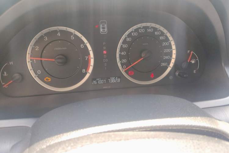 Used Honda Accord 2011 2.4L EX Odometer Close Up