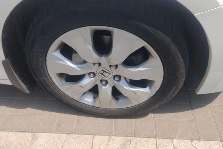 Used Honda Accord 2011 2.4L EX Right Front Wheel Hub