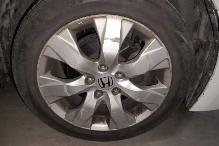 Used Honda Accord 2011 2.4L EX Right Front Wheel Hub