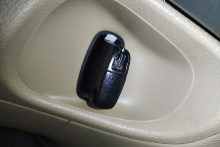 Used Honda Accord 2011 2.4L EX Vehicle Key