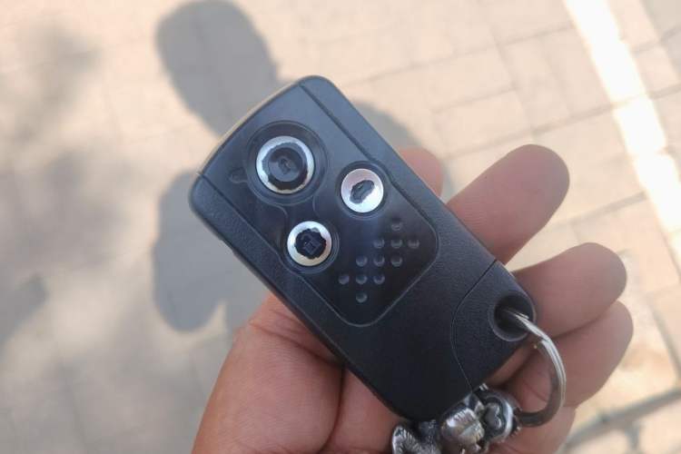 Used Honda Accord 2011 2.4L EX Vehicle Key