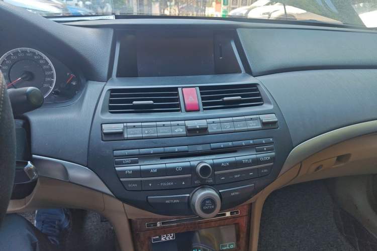 Used Honda Accord 2012 2.0L SE Audio And AC Panel