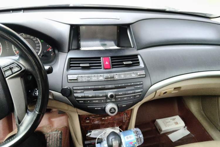Used Honda Accord 2012 2.0L SE Audio And AC Panel
