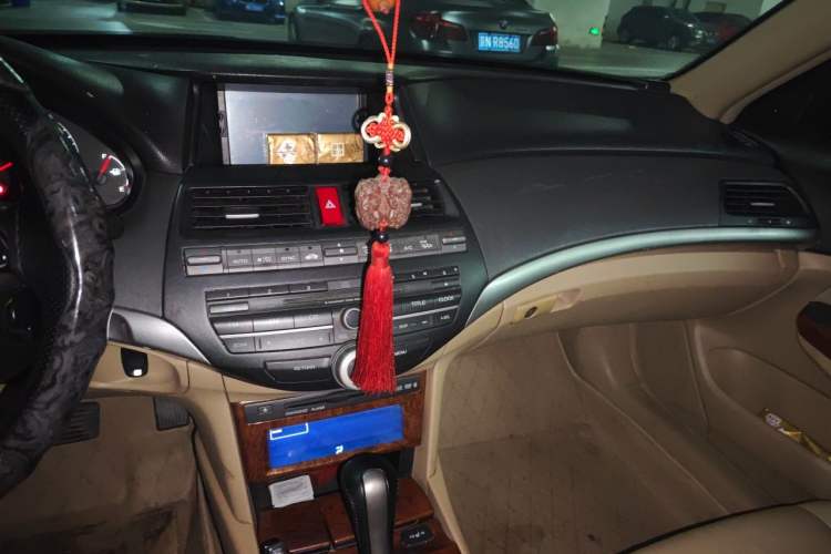 Used Honda Accord 2012 2.4L SE Audio And AC Panel