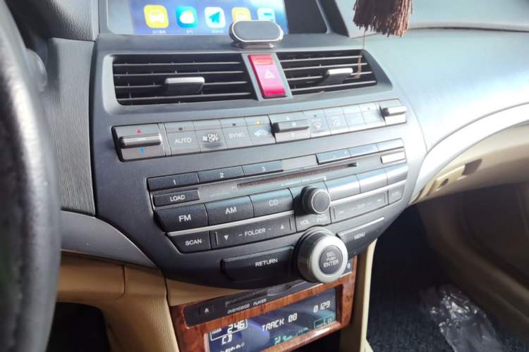 Used Honda Accord 2012 2.0L SE Audio And AC Panel
