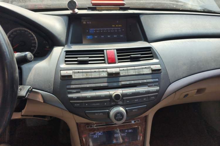 Used Honda Accord 2012 2.0L SE Audio And AC Panel