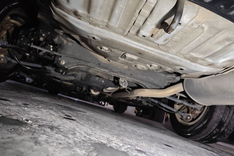 Used Honda Accord 2012 2.0L SE Chassis Rear