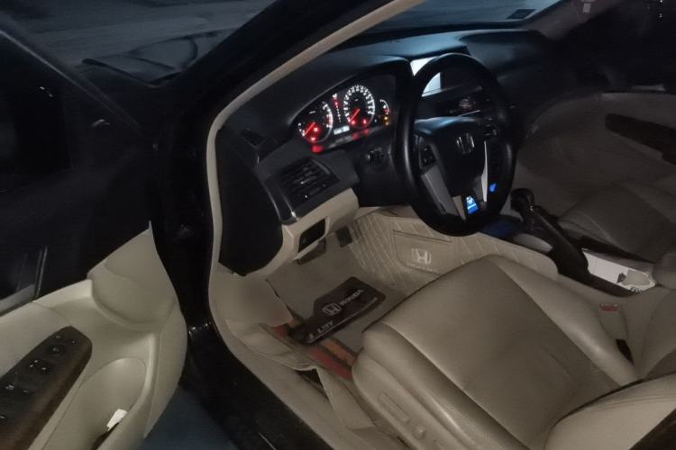 Used Honda Accord 2012 2.0L SE Driver Seat