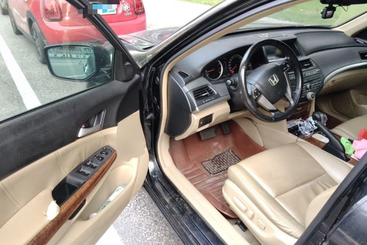 Used Honda Accord 2012 2.0L SE Driver Seat