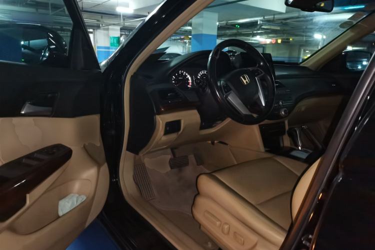 Used Honda Accord 2012 2.0L SE Driver Seat