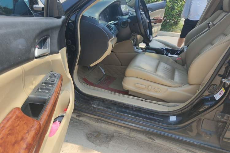 Used Honda Accord 2012 2.0L SE Driver Seat