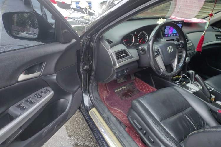 Used Honda Accord 2012 2.4L SE Driver Seat