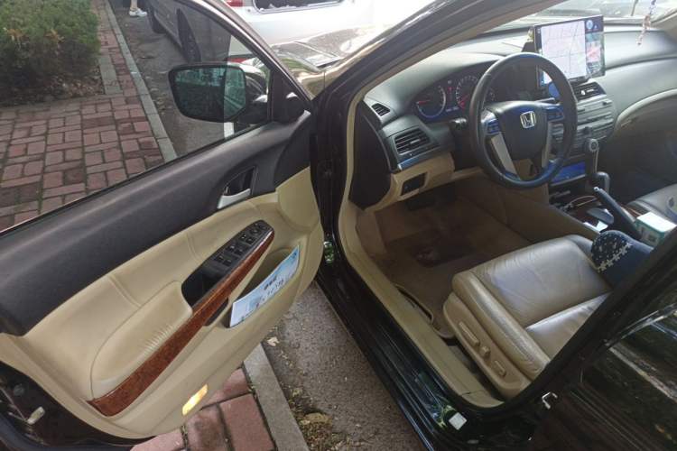 Used Honda Accord 2012 2.0L SE Driver Seat