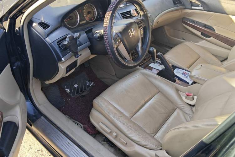 Used Honda Accord 2012 2.0L SE Driver Seat