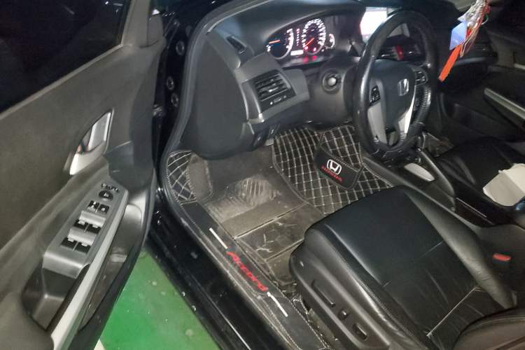 Used Honda Accord 2012 2.4L SE Driver Seat