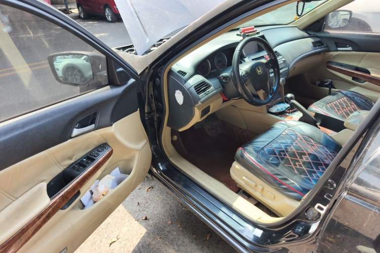 Used Honda Accord 2012 2.0L SE Driver Seat