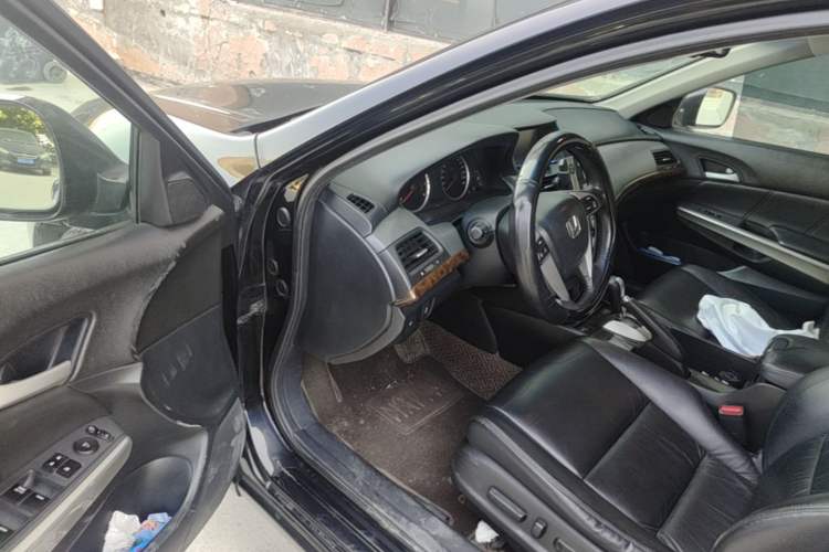 Used Honda Accord 2012 2.4L SE Driver Seat