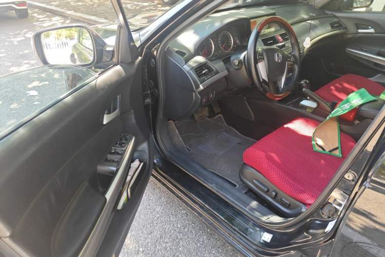 Used Honda Accord 2012 2.4L SE Driver Seat
