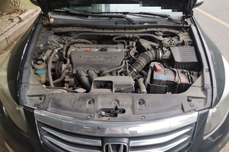 Used Honda Accord 2012 2.4L SE Engine Bay