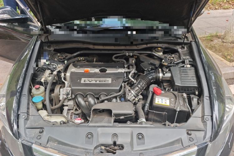 Used Honda Accord 2012 2.4L SE Engine Bay