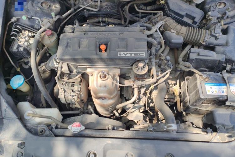 Used Honda Accord 2012 2.0L SE Engine Bay