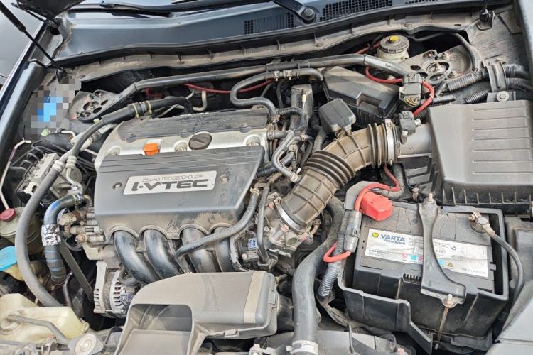 Used Honda Accord 2012 2.4L SE Engine Bay