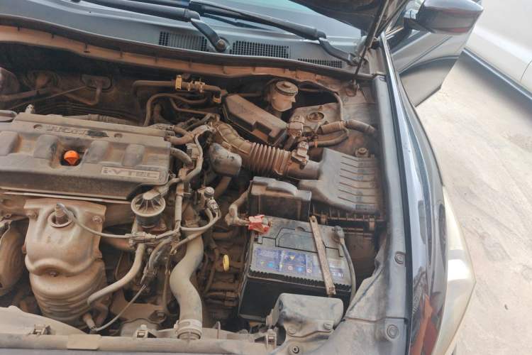 Used Honda Accord 2012 2.0L SE Engine Bay Left