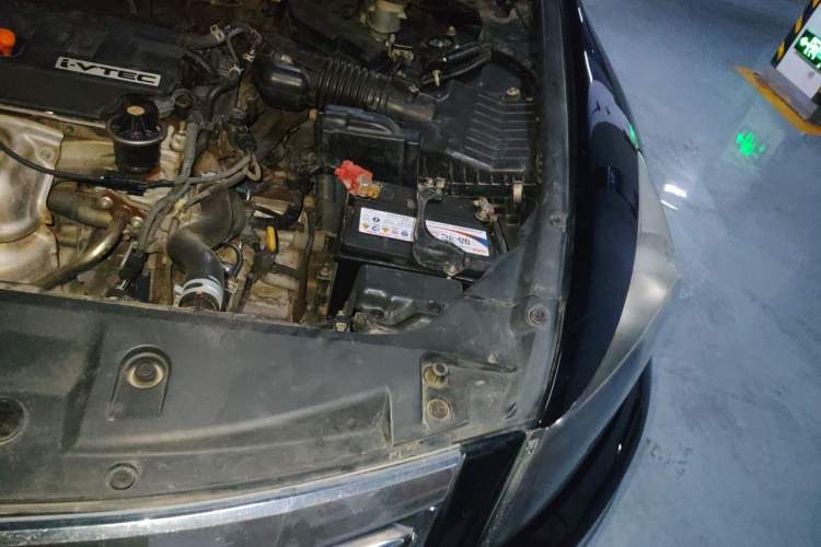 Used Honda Accord 2012 2.0L SE Engine Bay Left